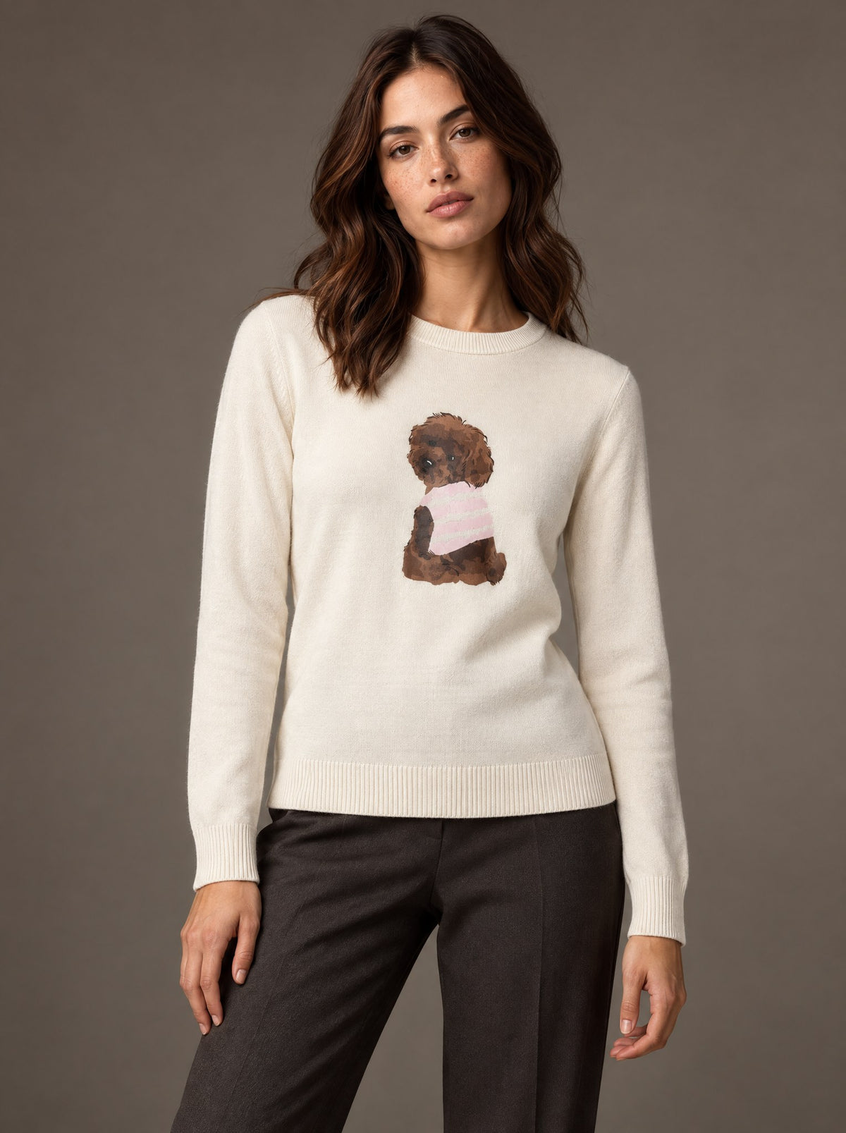 Suéter Poodle Cuello Redondo Dama Vertical Eagle – Beige – frente