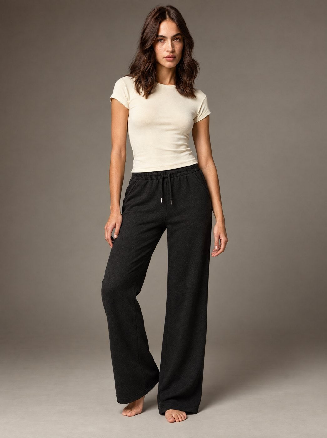 Pantalón de Felpa Pierna Amplia Dama Vertical Eagle – Negro – frente