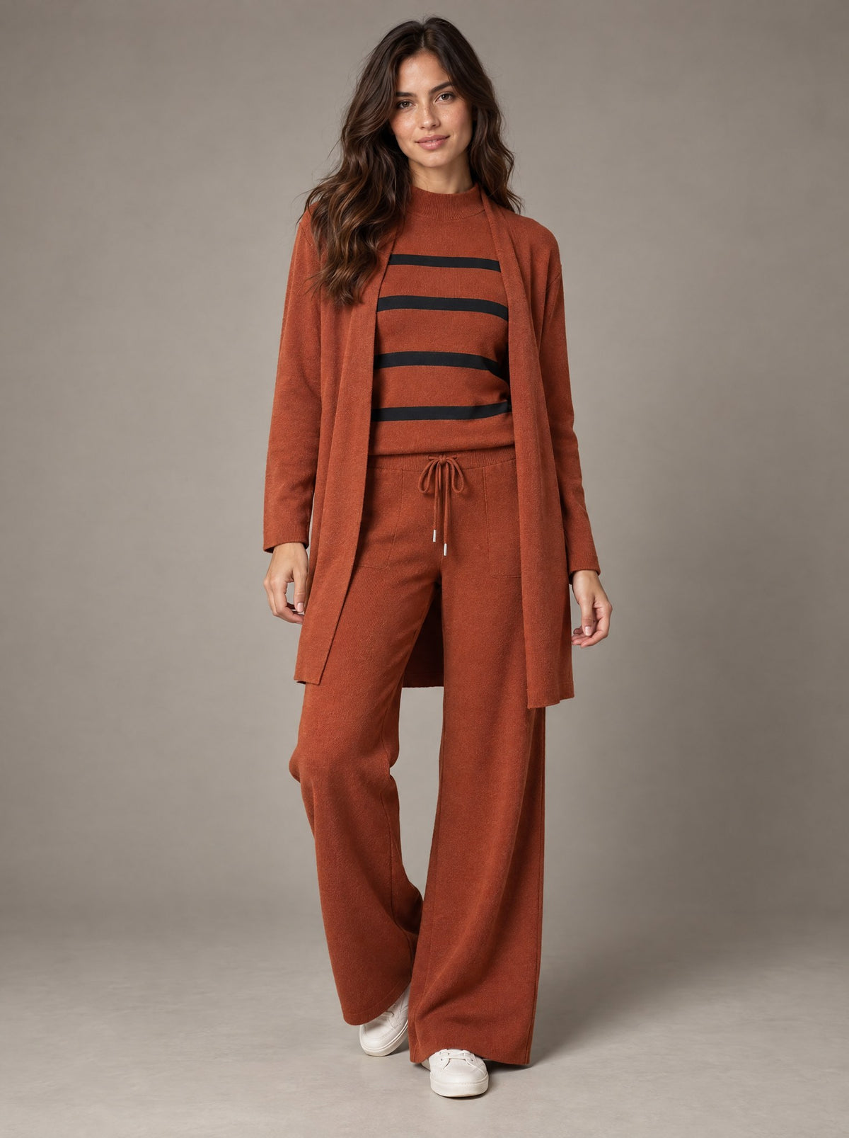 Conjunto 3 Piezas Cárdigan, Top y Pantalón Dama Vertical Eagle – Terracota – frente