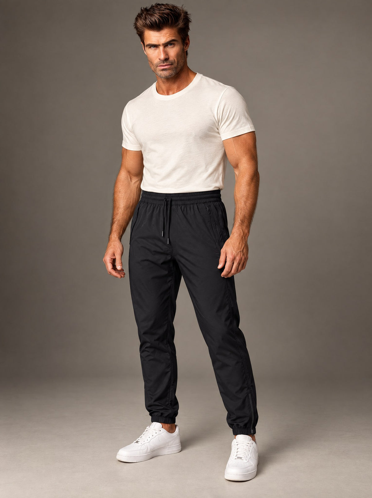 Jogger Tech Caballero Vertical Eagle – Negro – frente